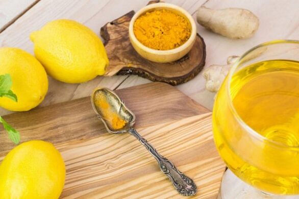Drink with lemon, ginger, and turmeric to improve effectiveness